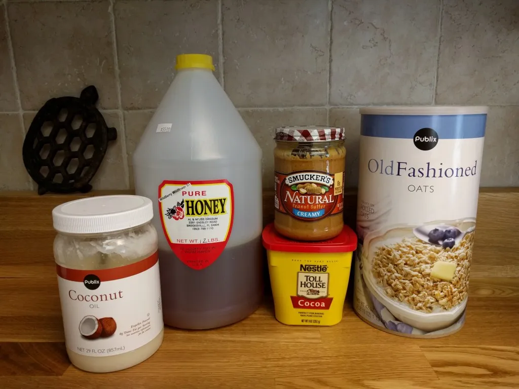 peanut butter chocolate granola ingredients