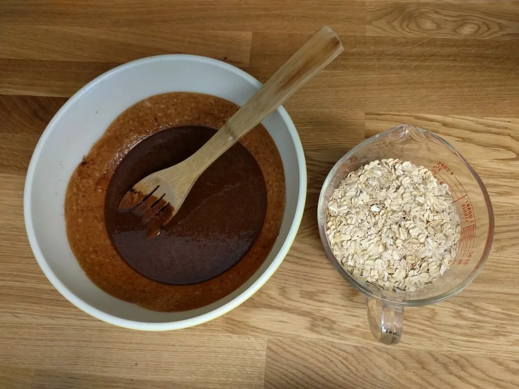 peanut butter chocolate granola ingredients, separated